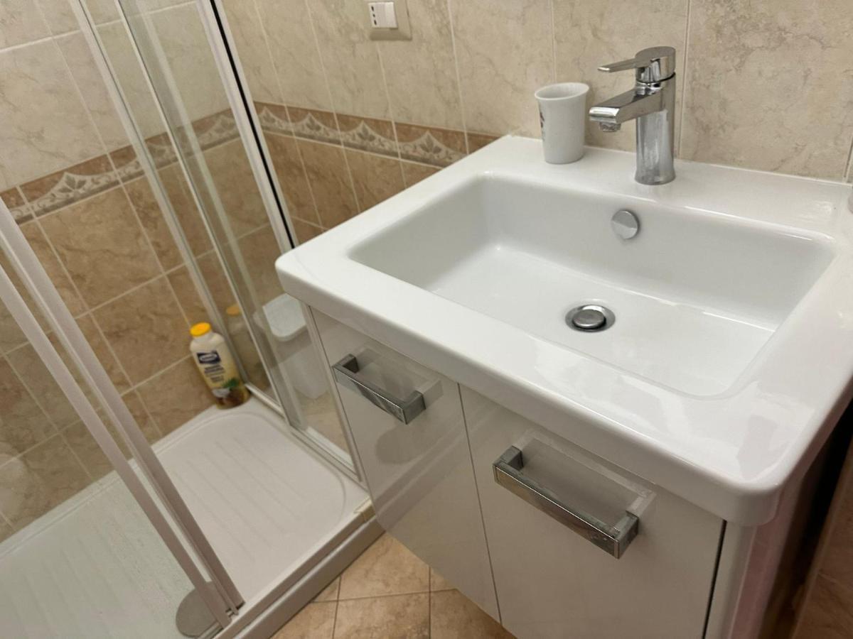 Roma Chic Residenza Gemelliアパートメント エクステリア 写真